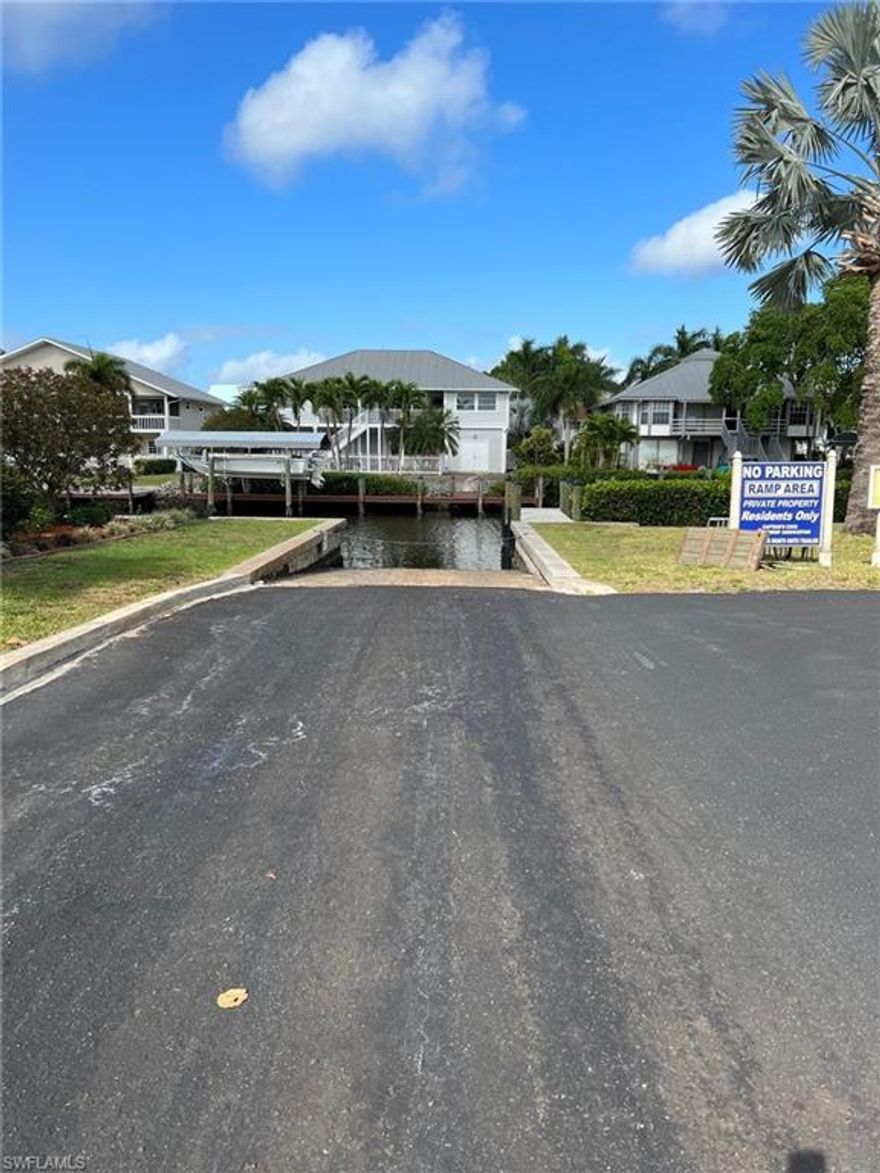 Beautiful Captains Cove lot to build your new home. Lot cleared with mature Pine Trees.  Community has sewer and a private boat ramp with direct access to local waterways with no bridges.