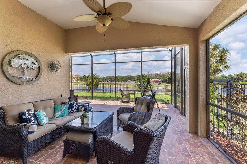 HAMPTON LAKES - Residential