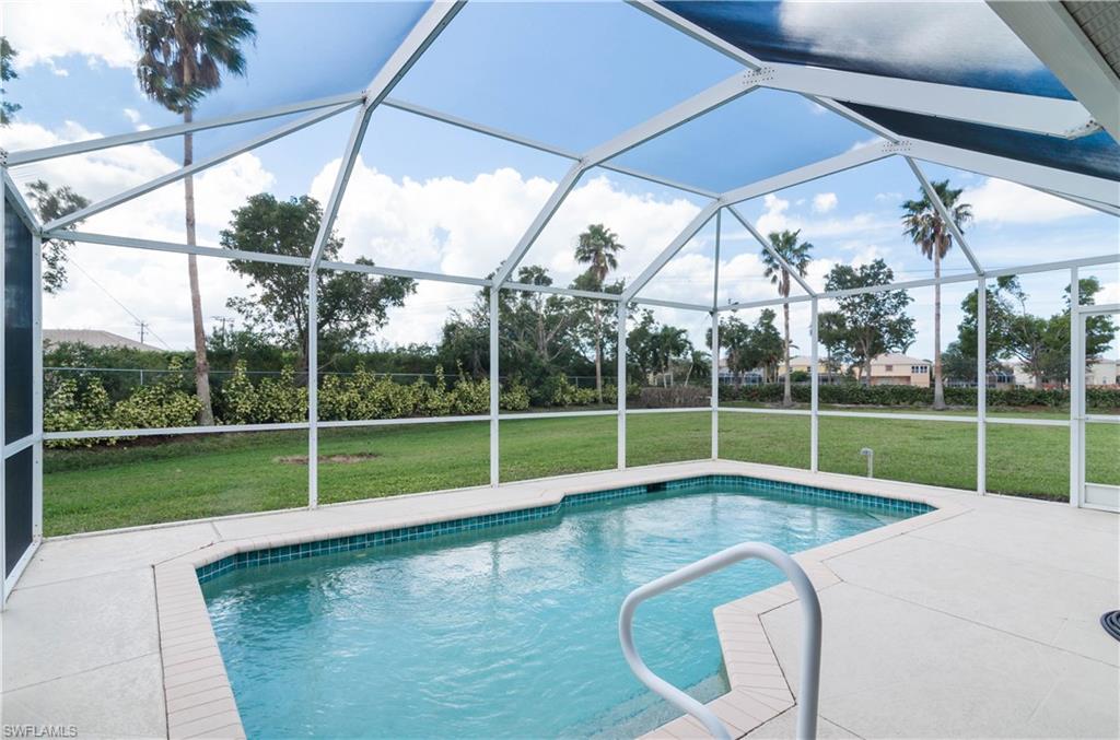 IBIS COVE - Residential