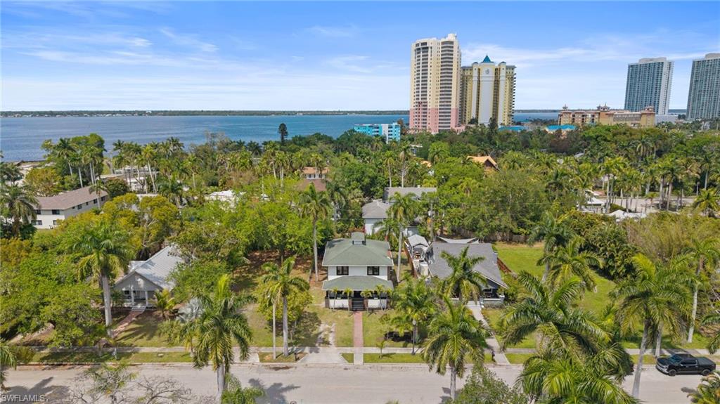 DEAN PARK - Residential