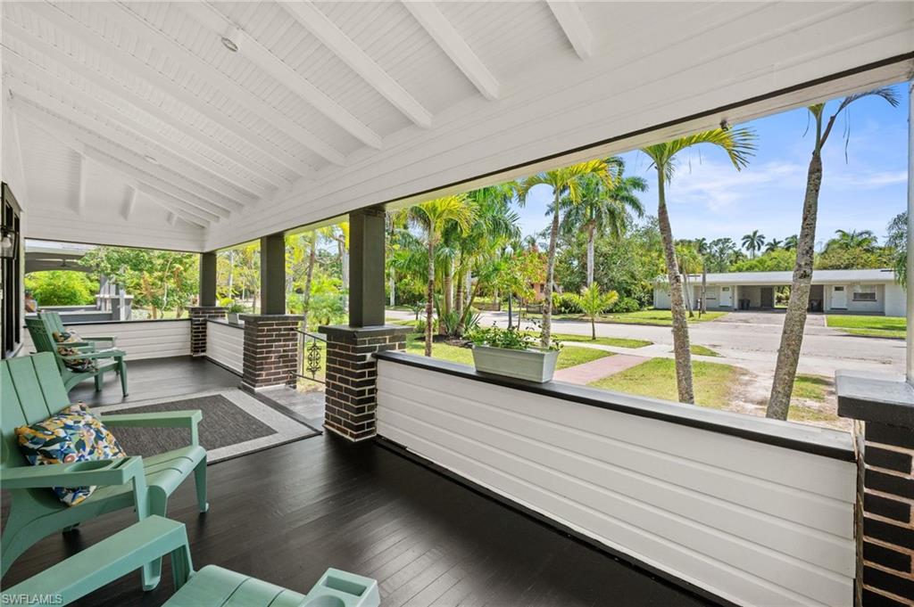 DEAN PARK - Residential