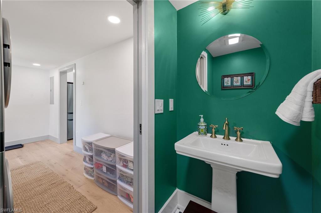 DEAN PARK - Residential