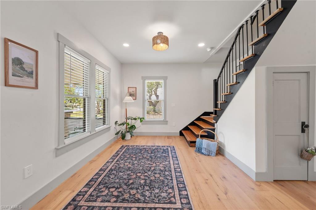 DEAN PARK - Residential