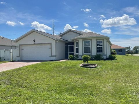 1132 NW 8th TER CAPE CORAL FL 33993