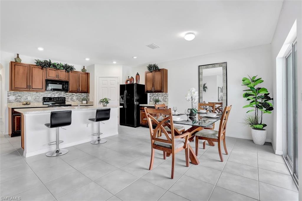 CALOOSA LAKES - Residential