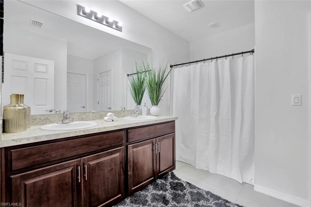 CALOOSA LAKES - Residential