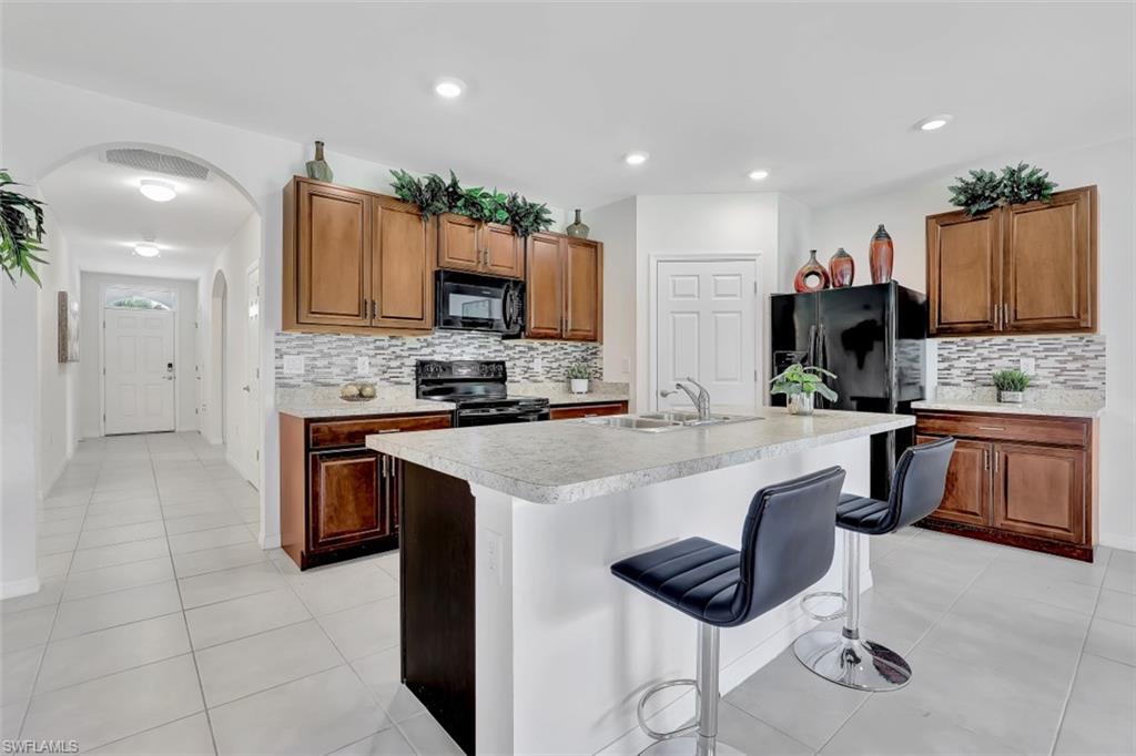 CALOOSA LAKES - Residential