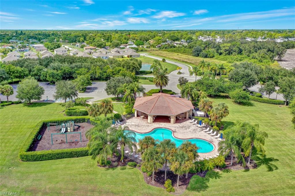 CALOOSA LAKES - Residential