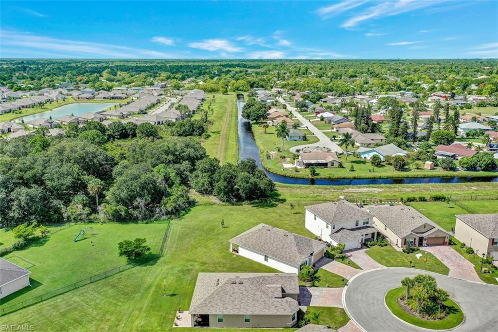 CALOOSA LAKES - Residential