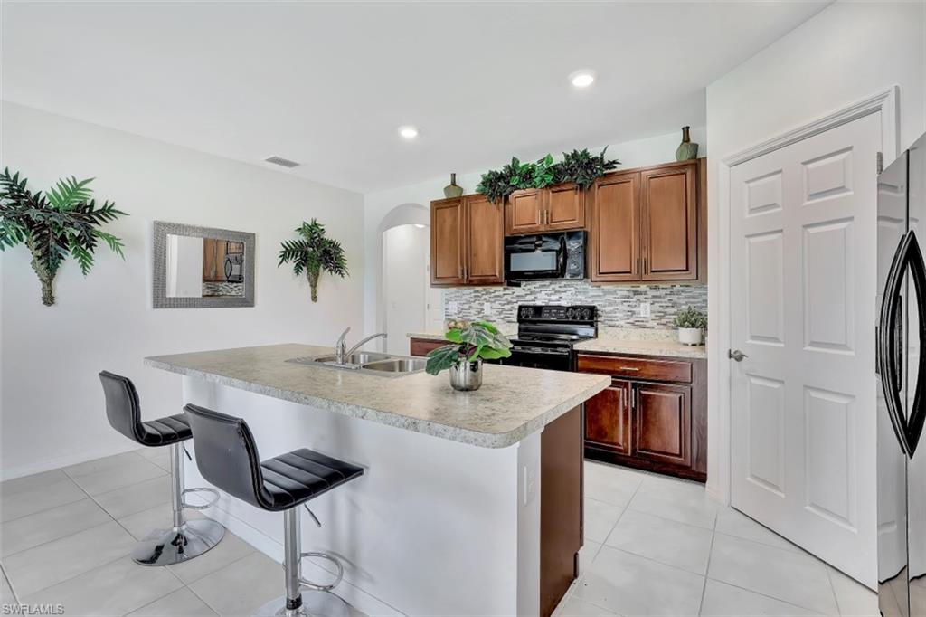 CALOOSA LAKES - Residential