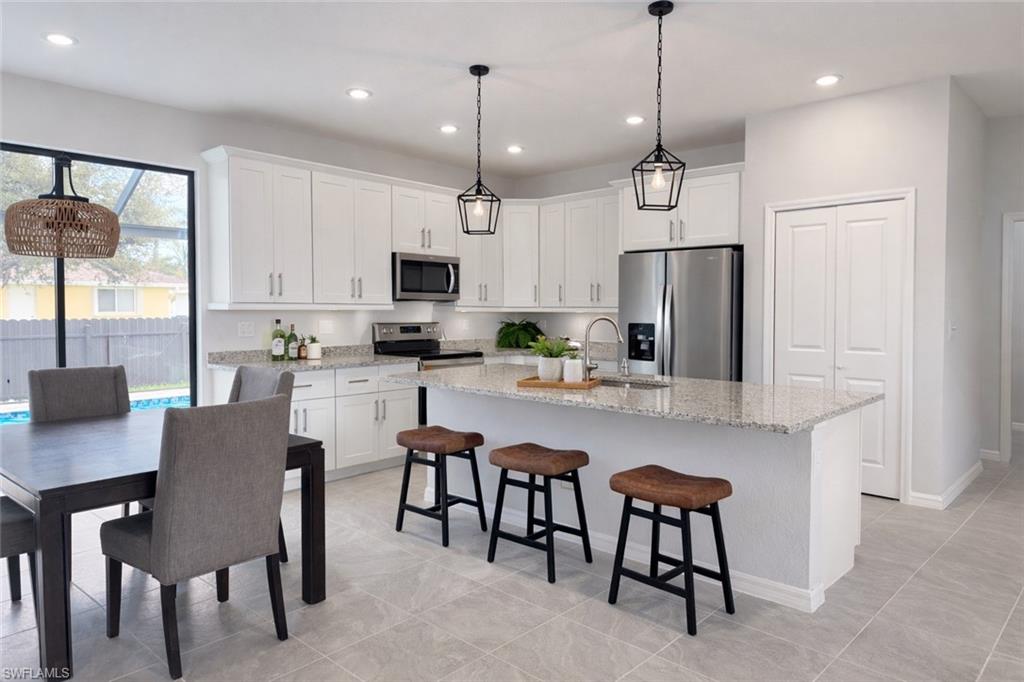 CAPE CORAL - Residential Lease