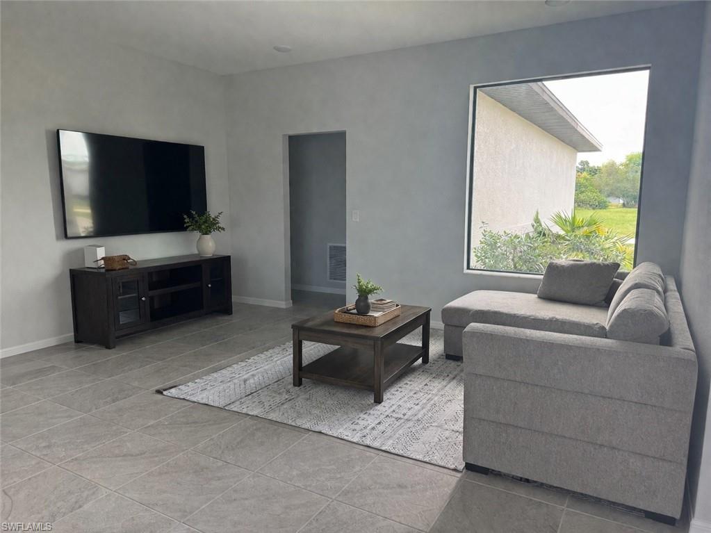 CAPE CORAL - Residential Lease