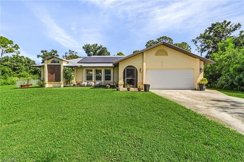 A home in NORTH FORT MYERS