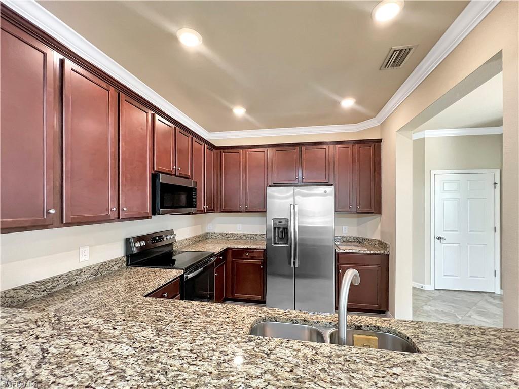 MARBELLA ON CYPRESS - Residential Lease