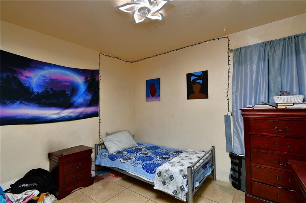 LOCHMOOR VILLAS - Residential