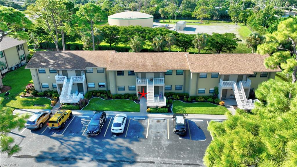 LOCHMOOR VILLAS - Residential