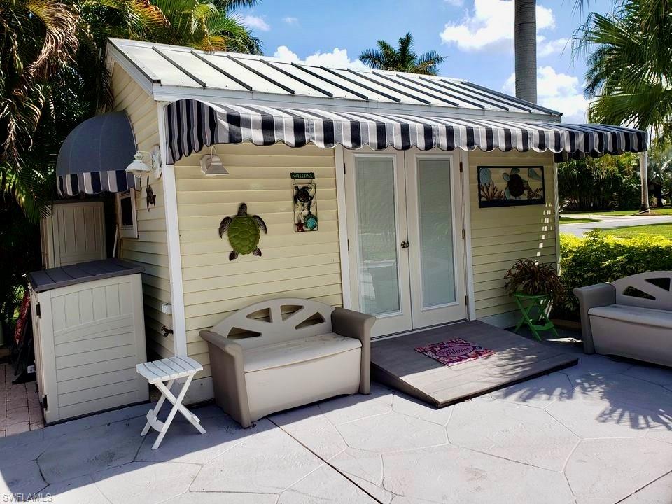 RIVERBEND MOTORCOACH RESORT - Land