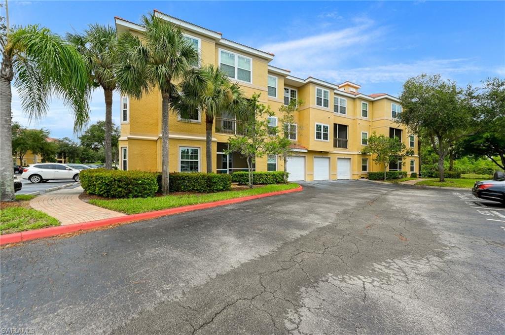 THE TIDES AT PELICAN LANDING - Residential