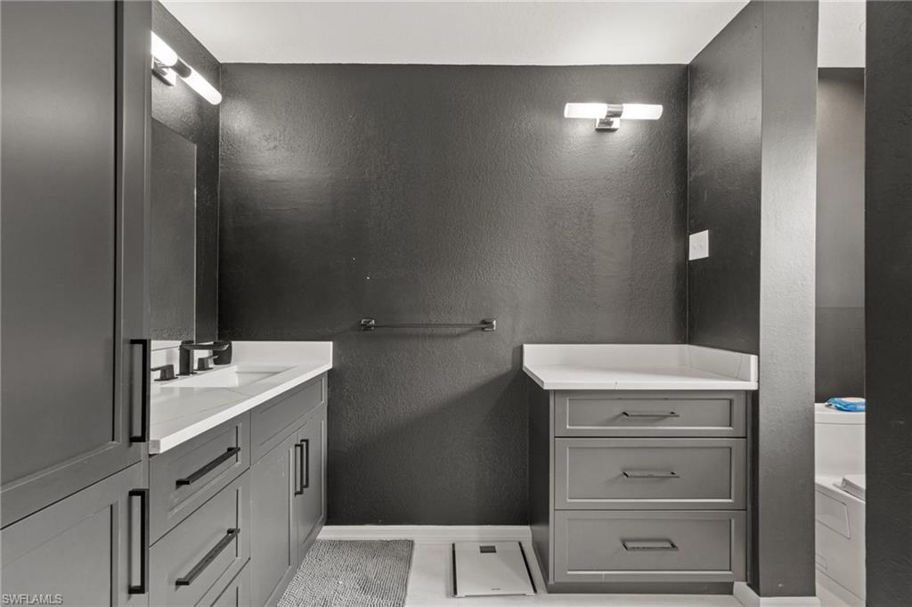 EMERALD WOODS - Residential