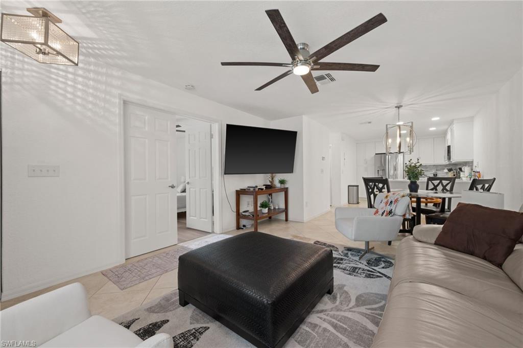 EMERALD WOODS - Residential