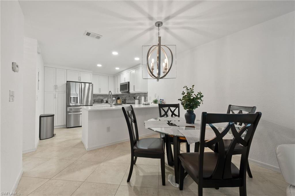 EMERALD WOODS - Residential