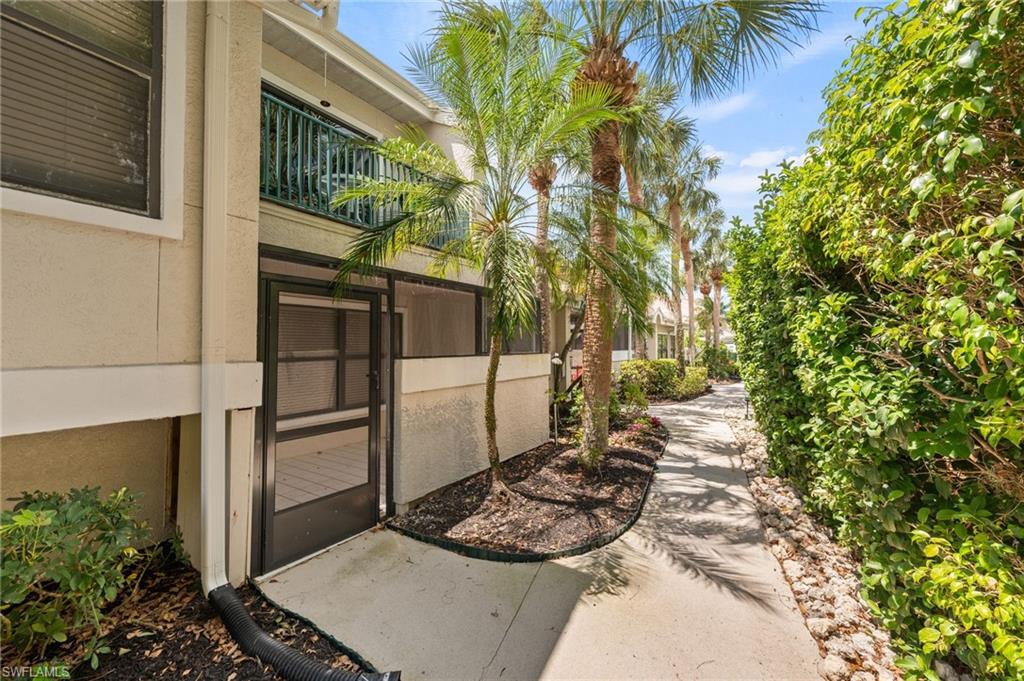 EMERALD WOODS - Residential