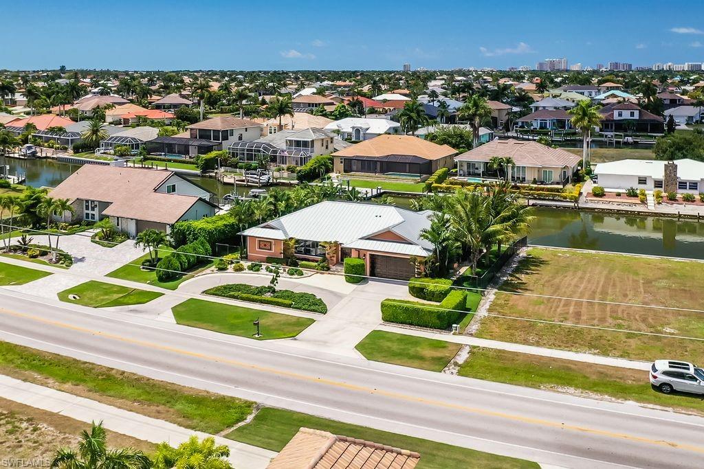 MARCO ISLAND - Residential