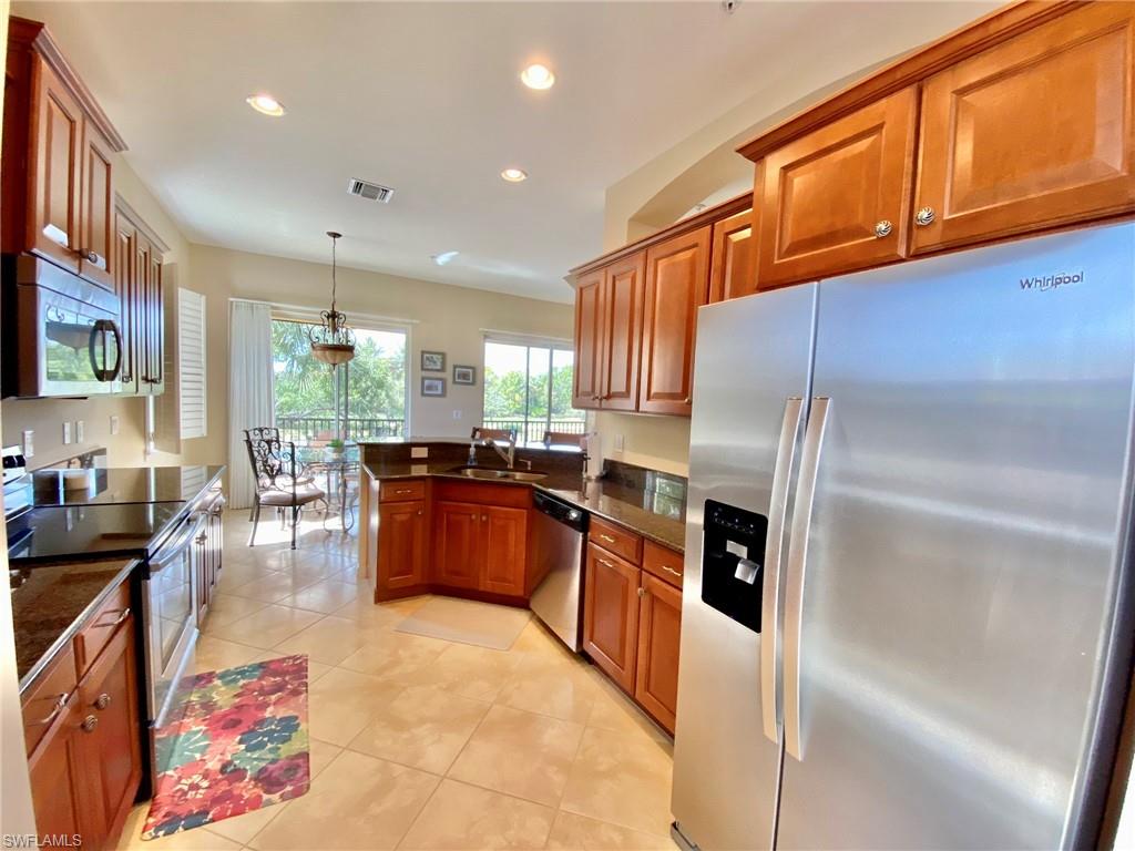 SOMERSET - Residential Lease