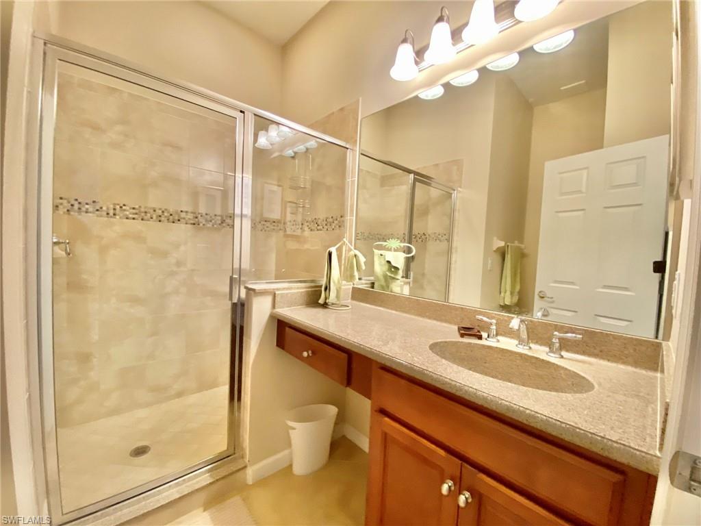 SOMERSET - Residential Lease