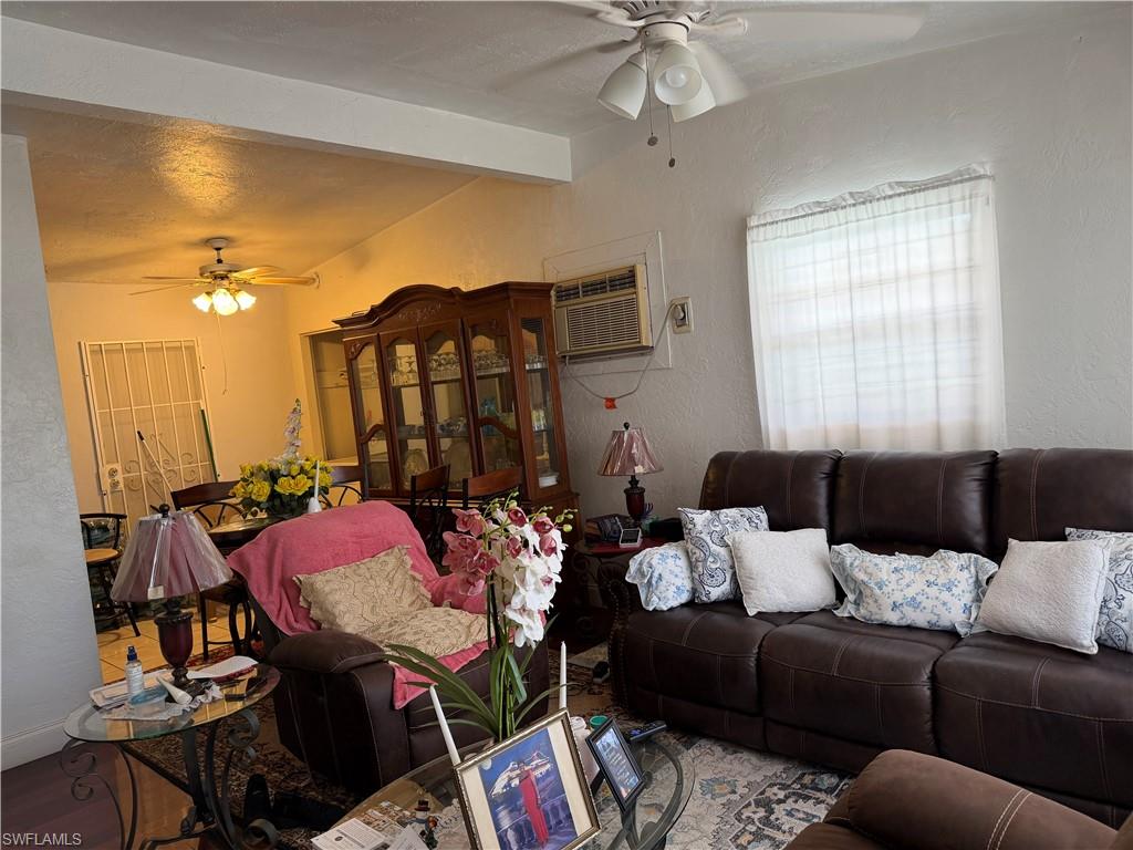 FORT MYERS - Residential