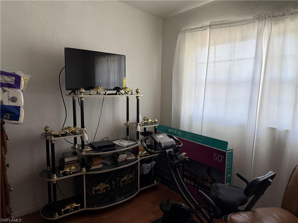 FORT MYERS - Residential