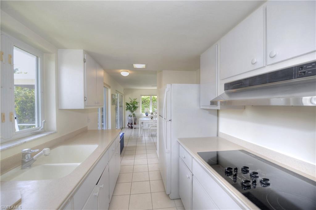 AQUALANE SHORES - Residential