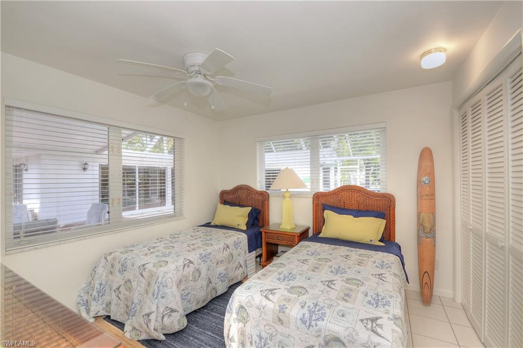 AQUALANE SHORES - Residential