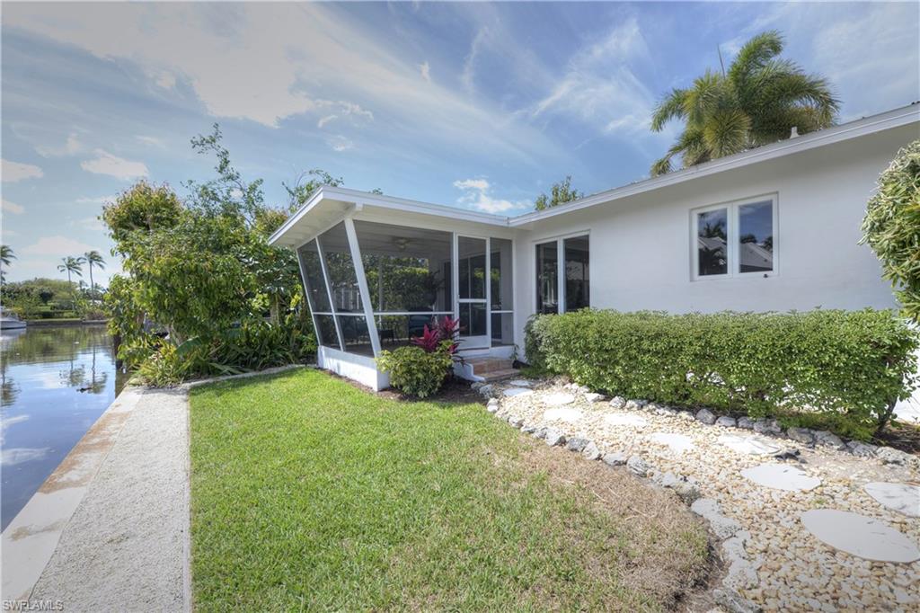 AQUALANE SHORES - Residential