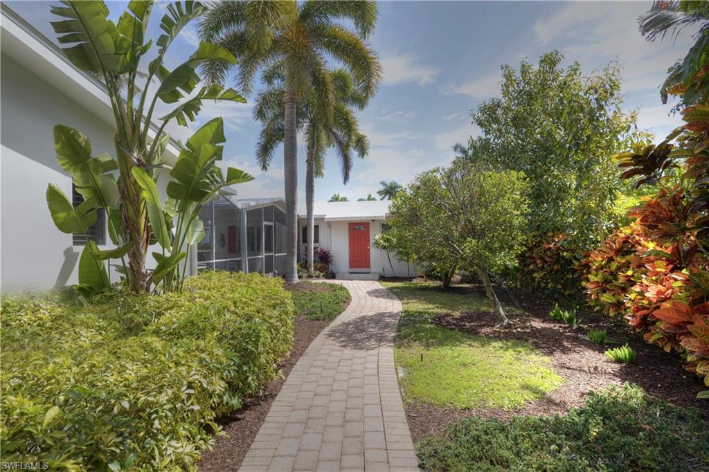 AQUALANE SHORES - Residential