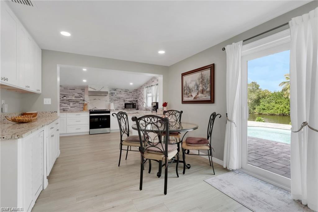 NAPLES PARK - Residential