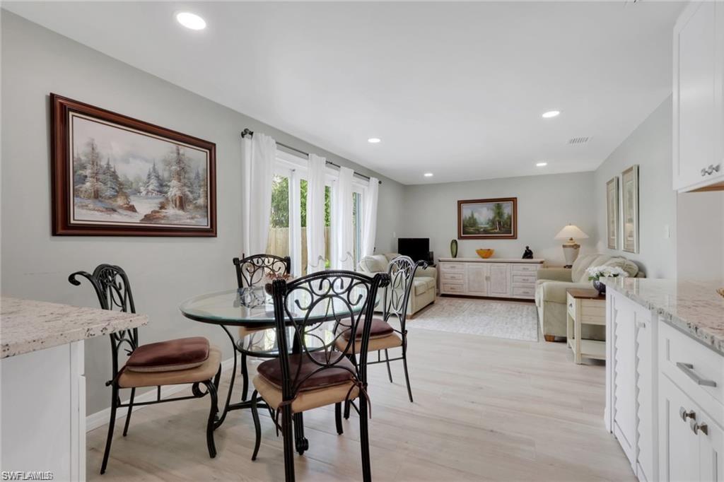 NAPLES PARK - Residential