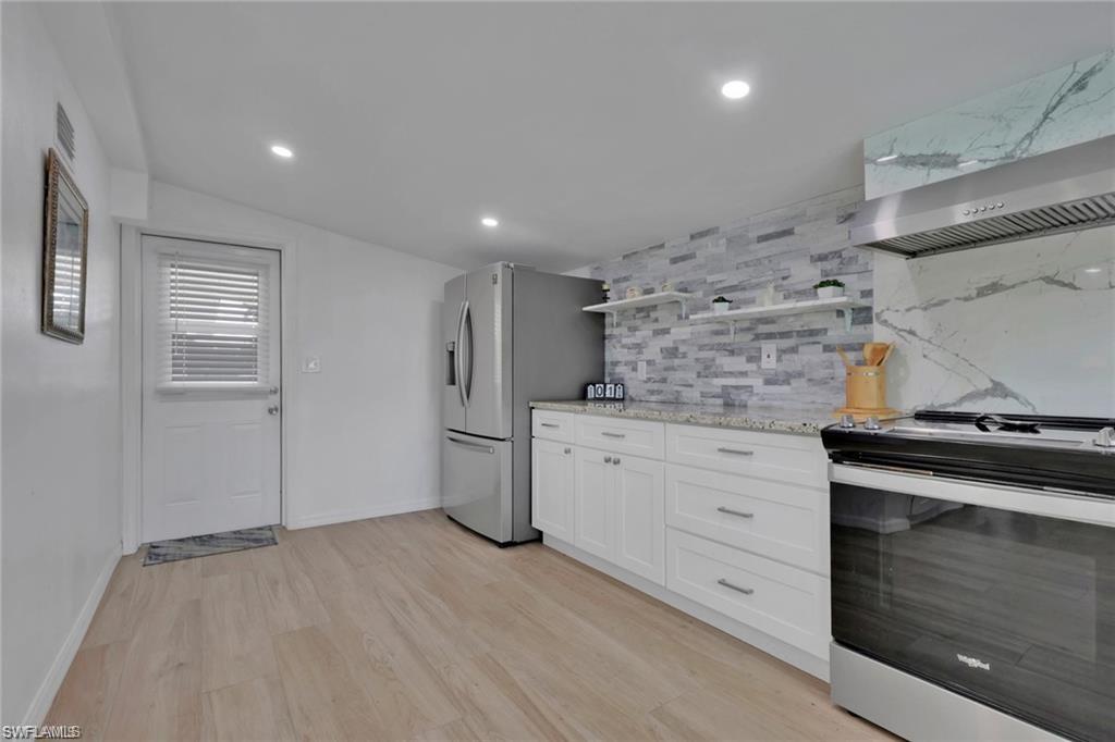 NAPLES PARK - Residential