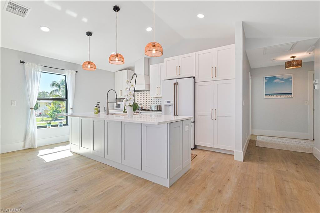 BONITA BEACH - Residential