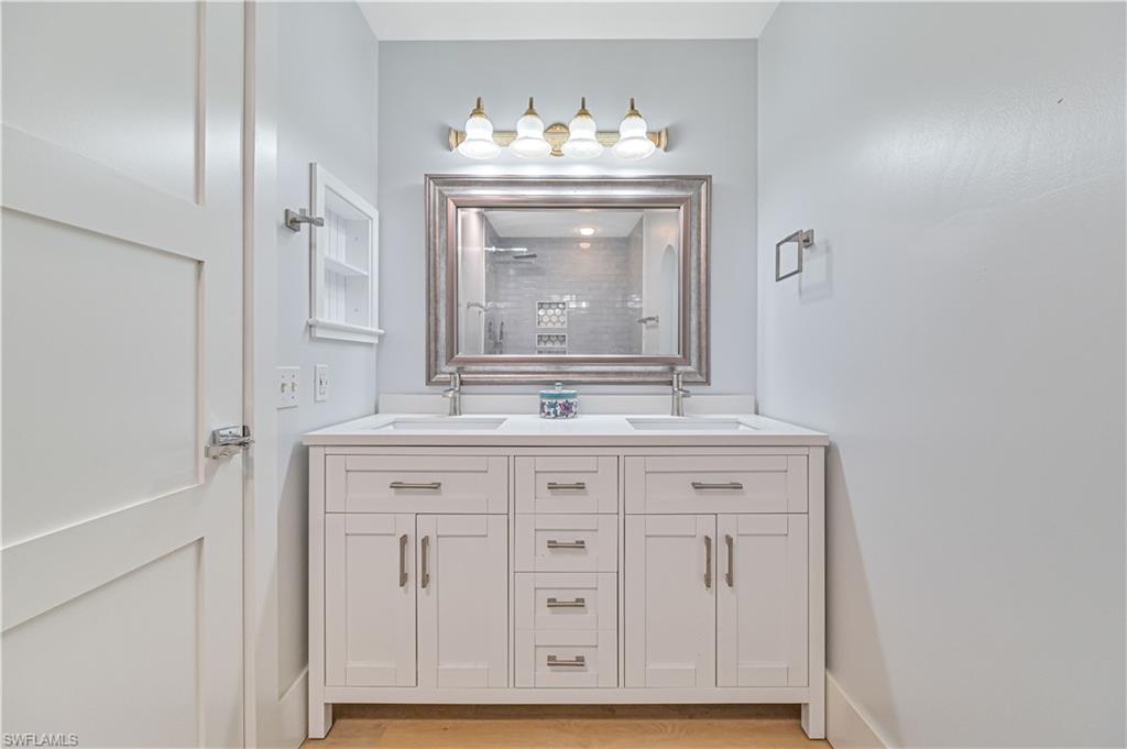 BONITA BEACH - Residential