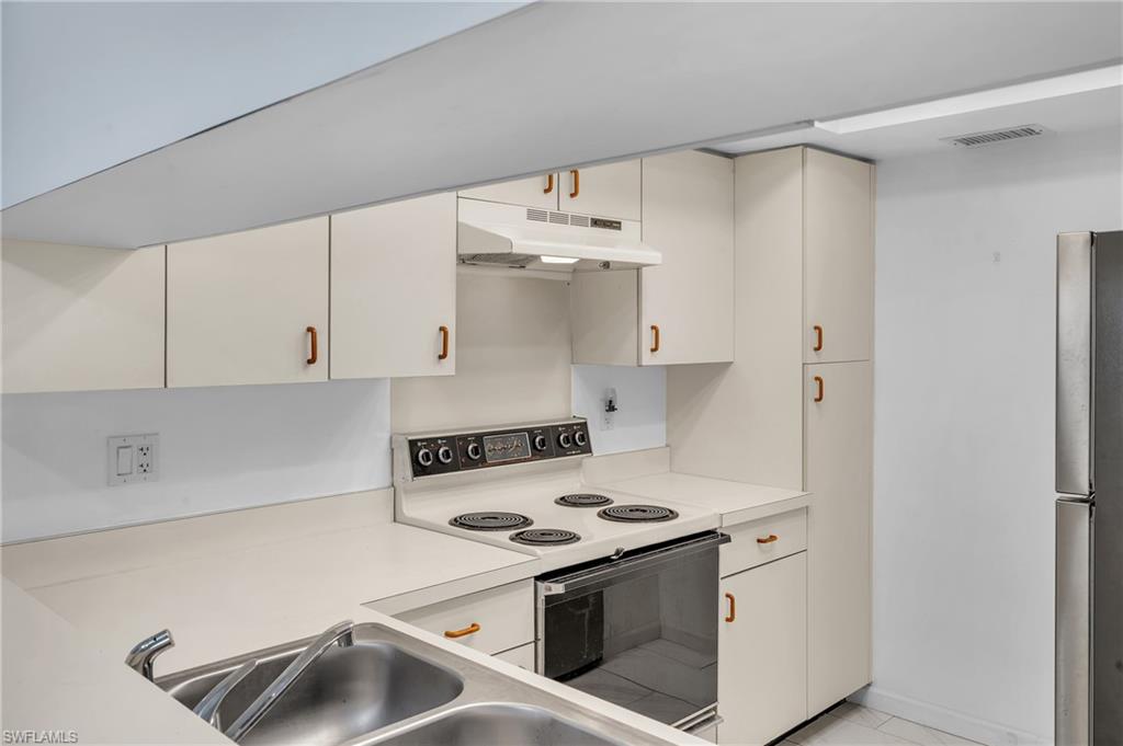 BROOKSHIRE VILLAGE - Residential