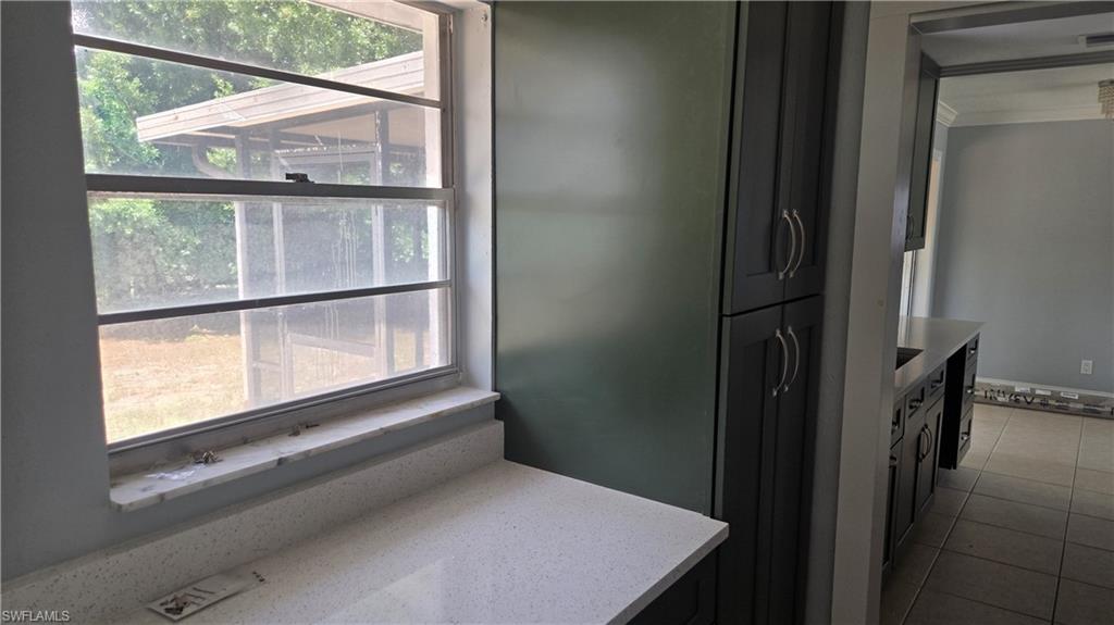 SAN CARLOS PARK - Residential Lease
