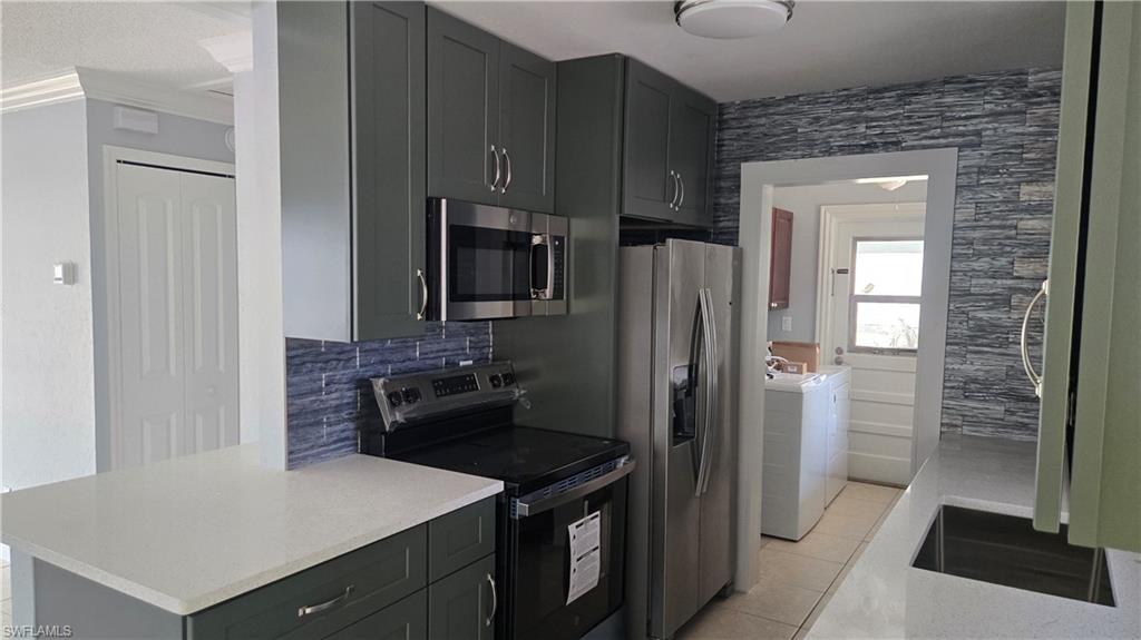 SAN CARLOS PARK - Residential Lease