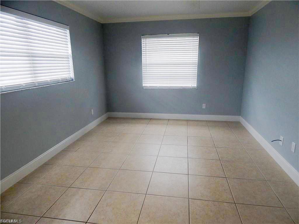 SAN CARLOS PARK - Residential Lease