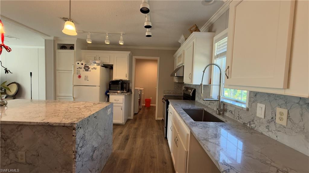 PUNTA GORDA - Residential