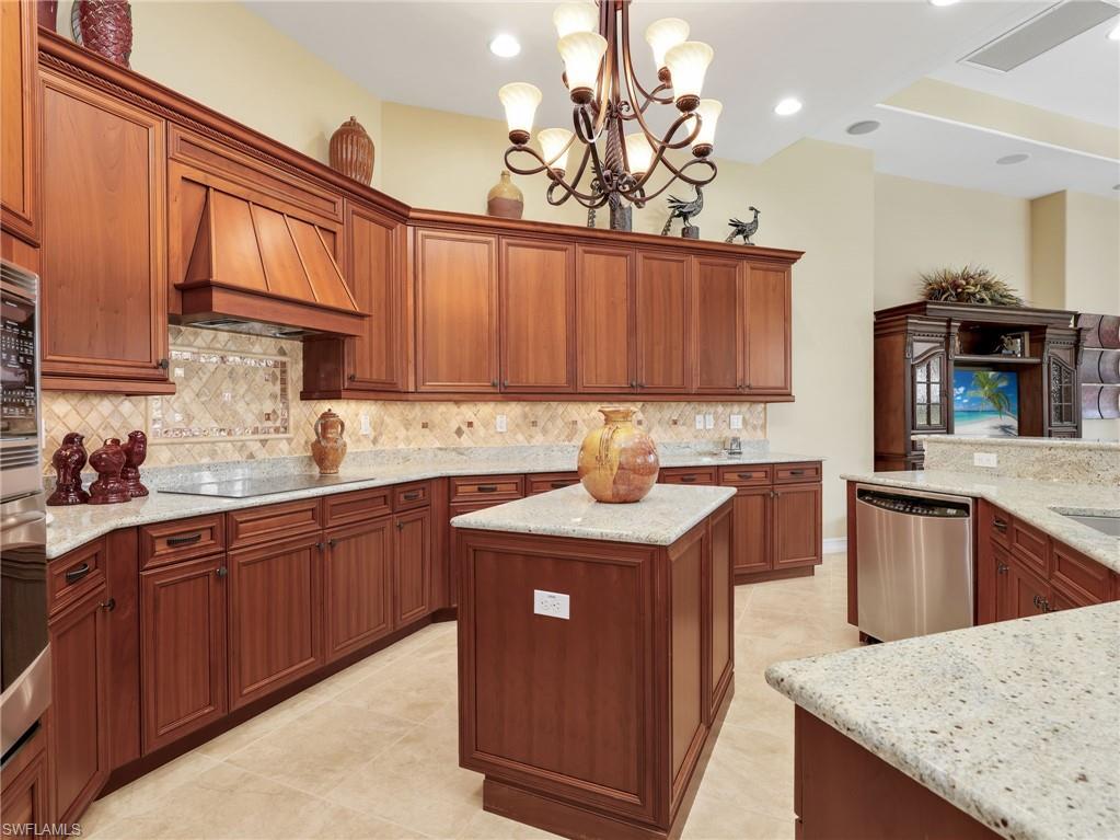 CLASSICS PLANTATION ESTATES - Residential