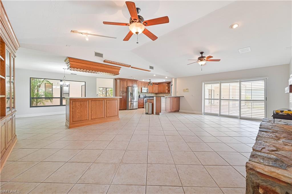 EAGLE RIDGE - Residential