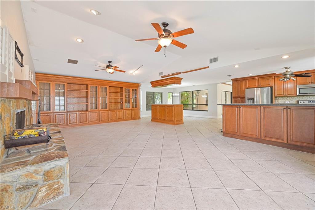 EAGLE RIDGE - Residential