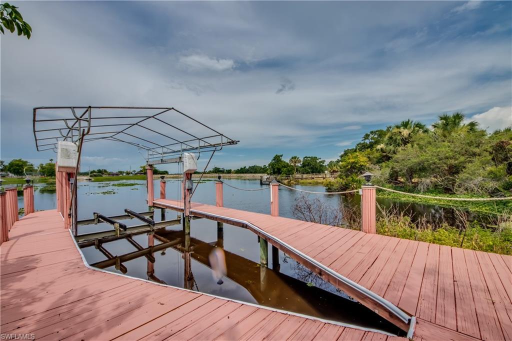 RIVERWIND COVE - Residential