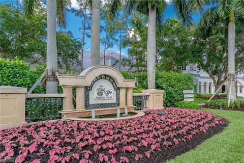 A home in NAPLES